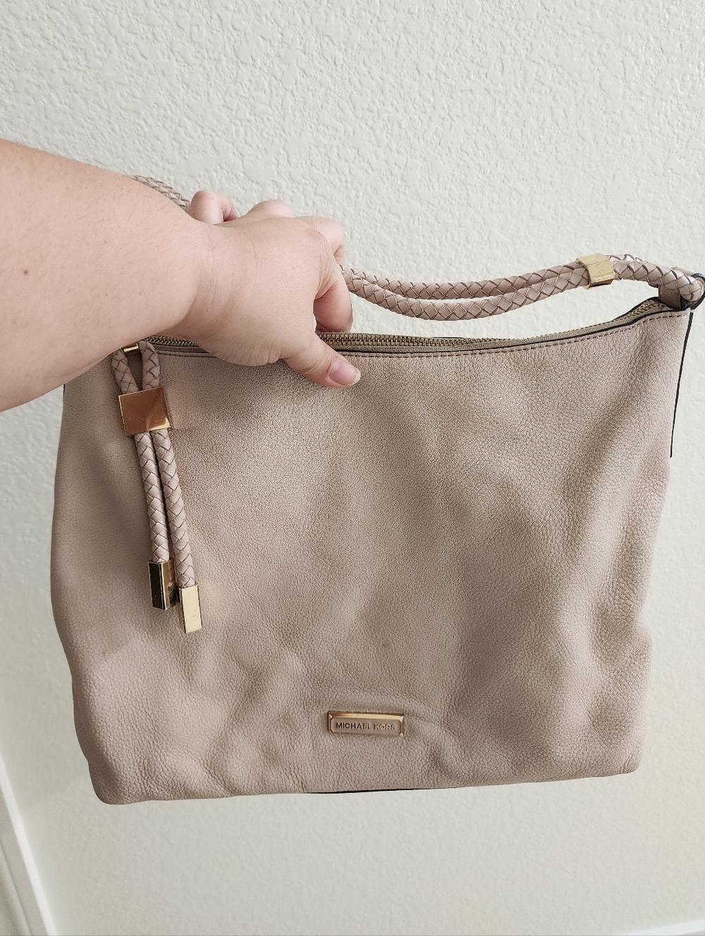 Michael Kors Pebbled Leather Shoulder Bag in Blush Pink - Picture 4 of 16